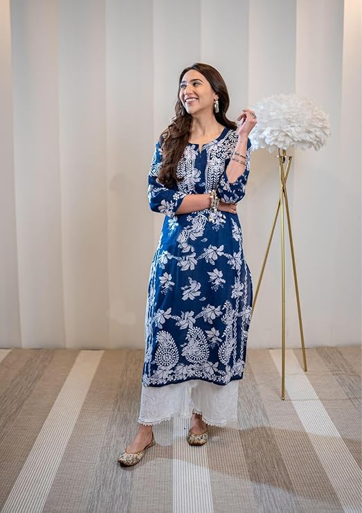 chikankari kurta for women