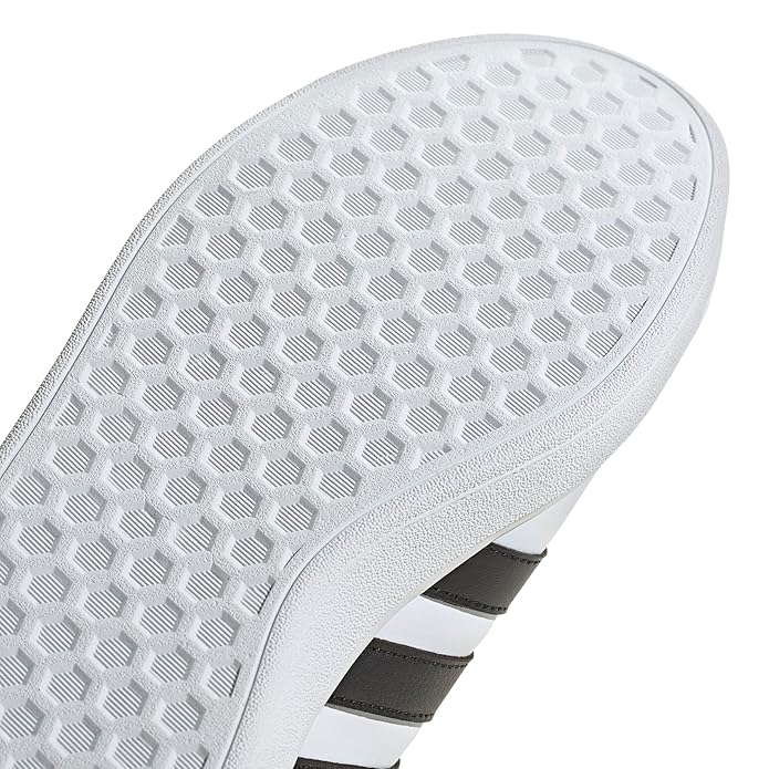 mens white tennis shoes
